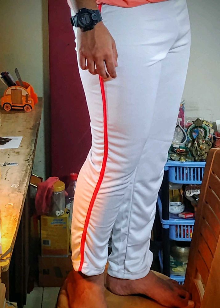 Unisex Red Striped TrackPant 🟥⬜