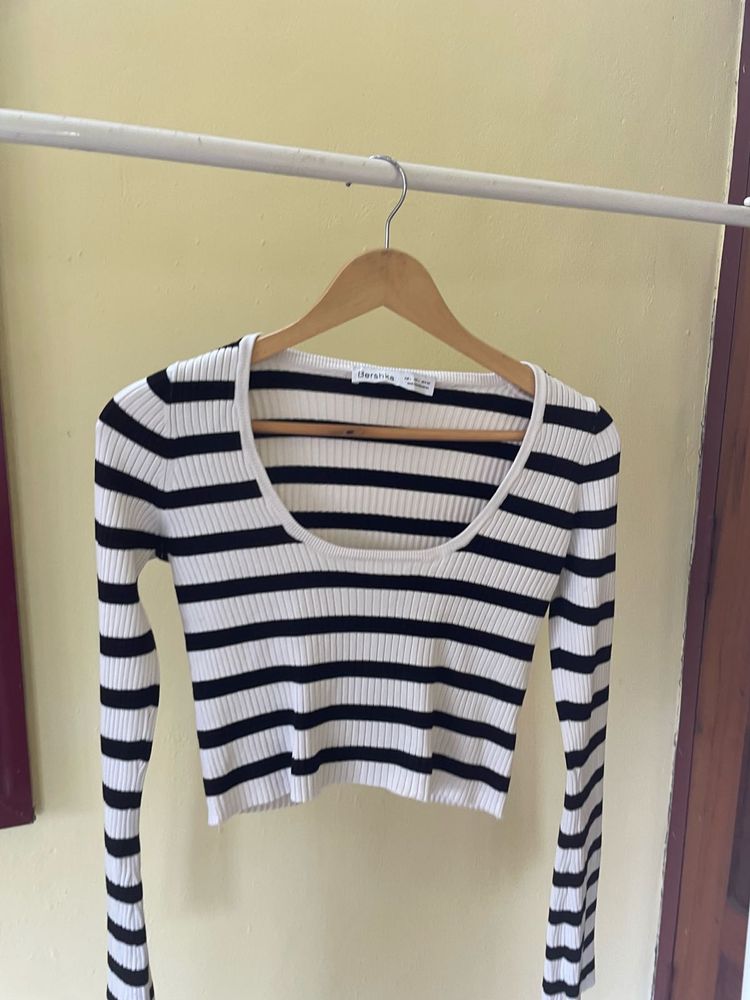 Bershka Ribbed top