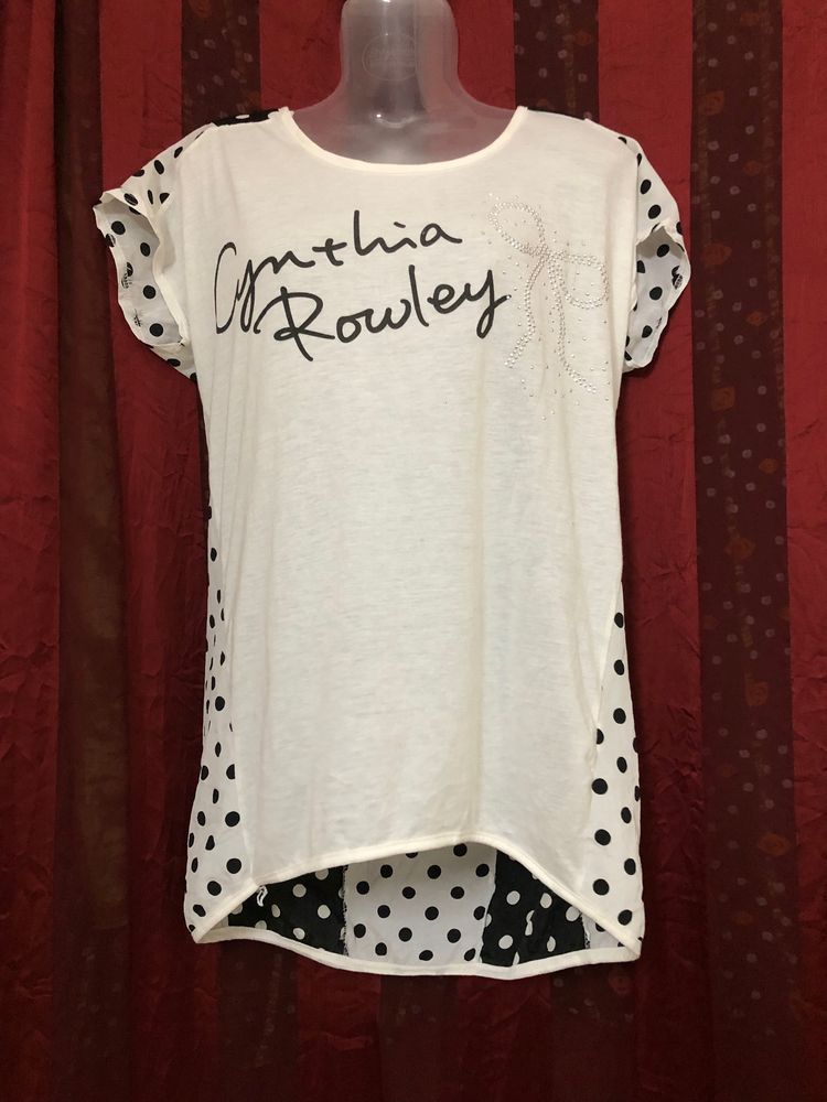 Q’ties White Short Sleeve Top