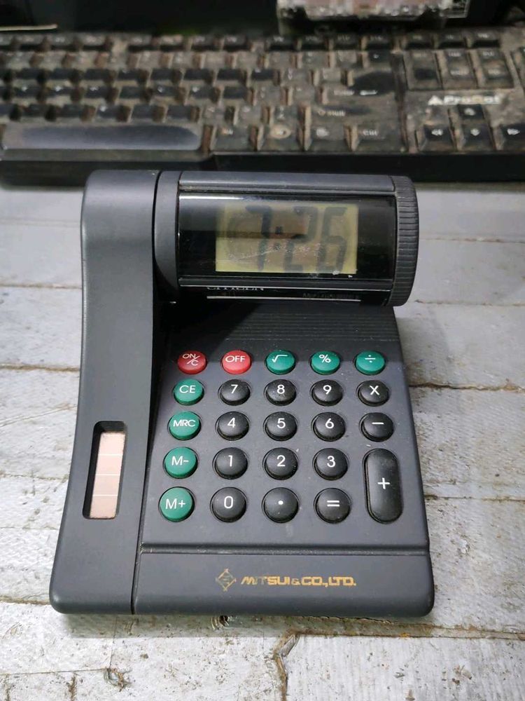Rarest Rare Clock Cum Calculator