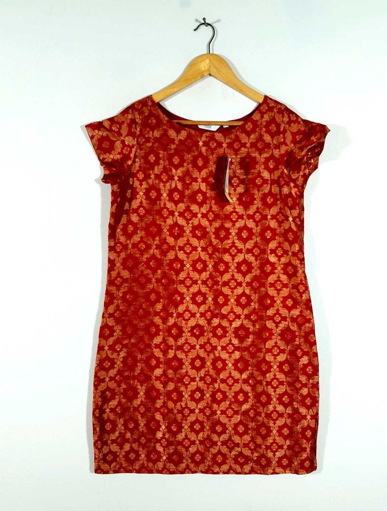 Red Brocade Design Kurta For Women&#39;s