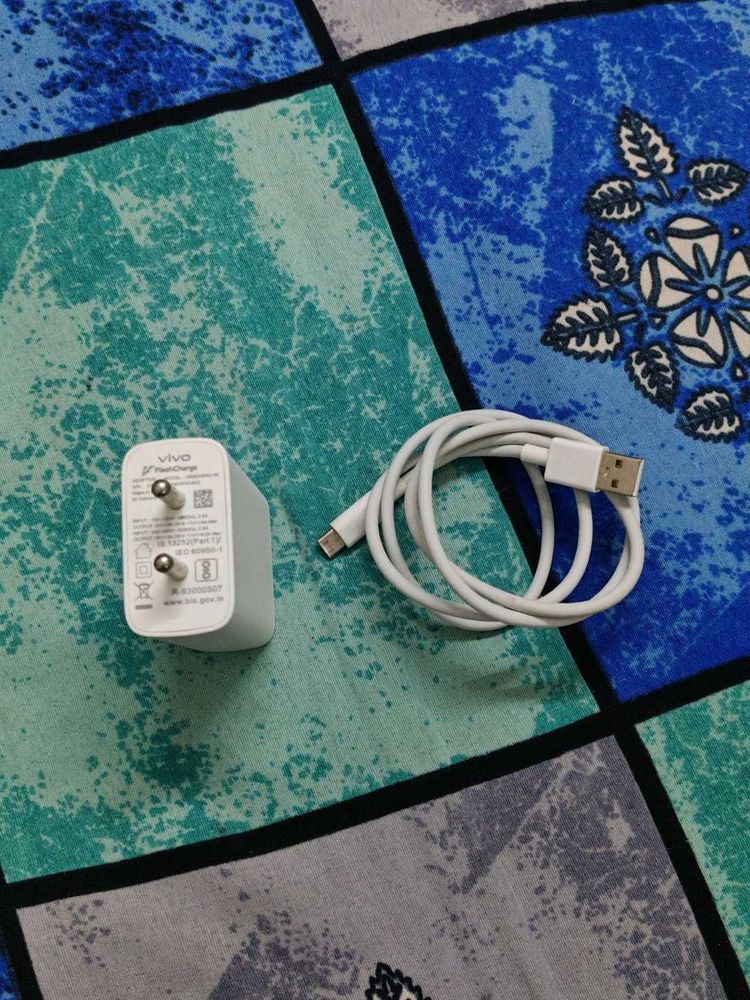 Vivo Charger &amp; Cable original 80w