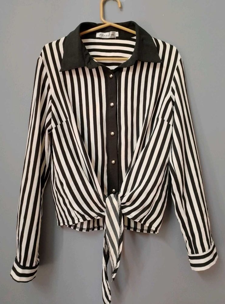 Striped Women&#39;s Shirt