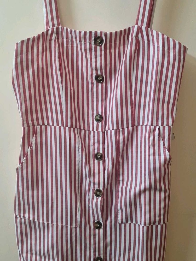 Shirt Dress With Pockets and Beauty Buttons