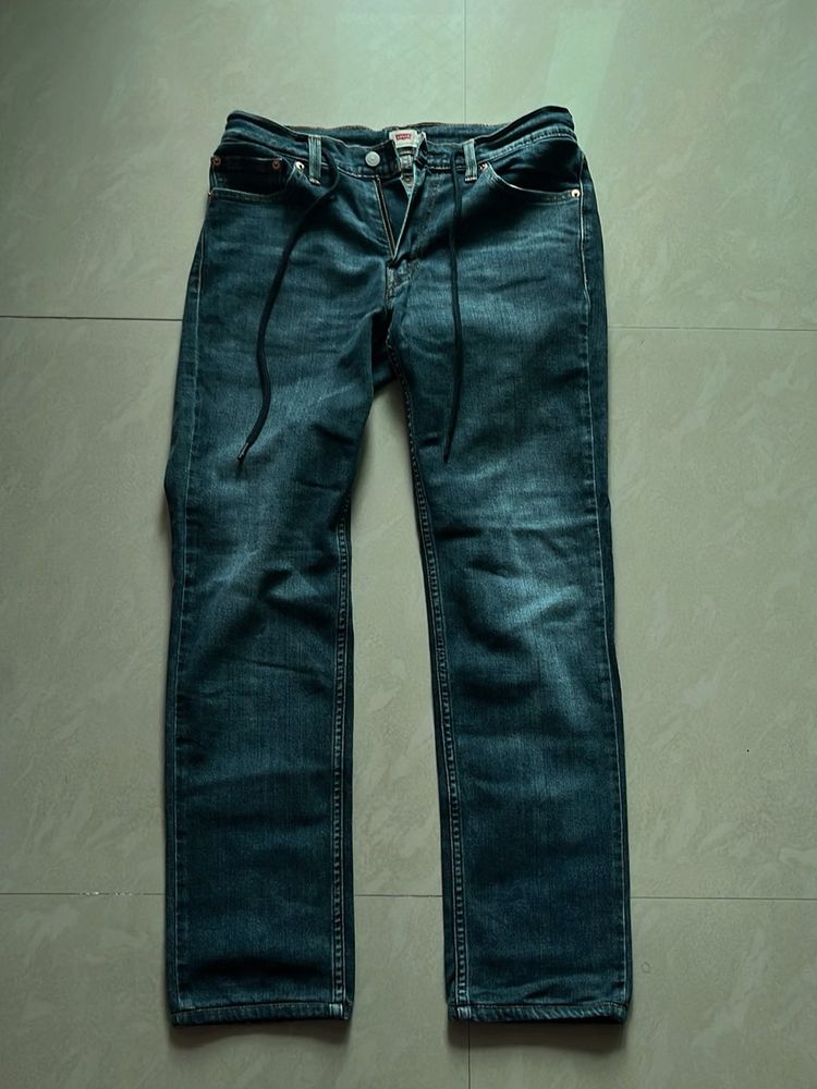 Levi&#39;s jeans