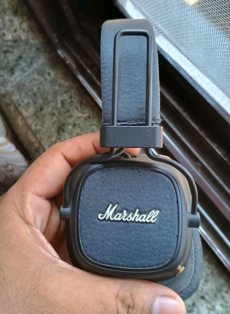 Marshall Major 3 Headphones.