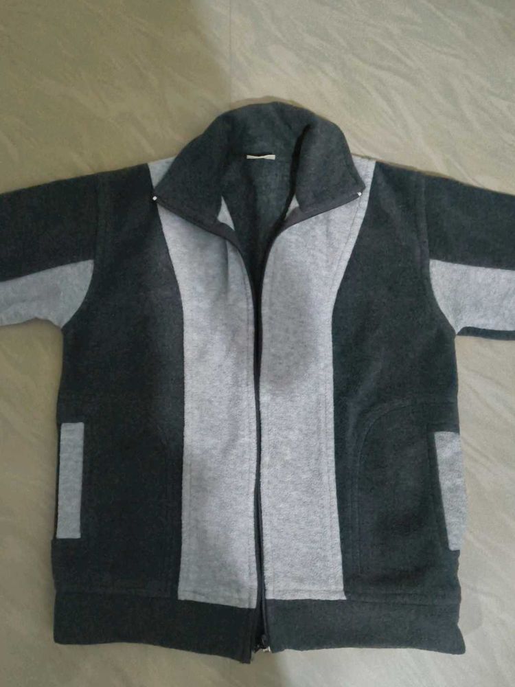 Kids&#39; Stylish Grey Zip-Up Hoodie - Warm &amp; Comfy