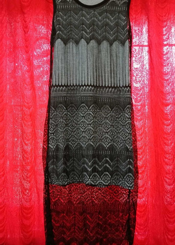 Lace Detail Sleeveless Dress