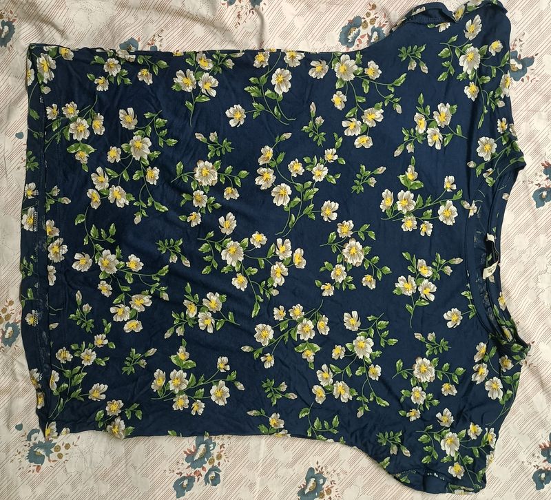 Floral t shirt. Only used once