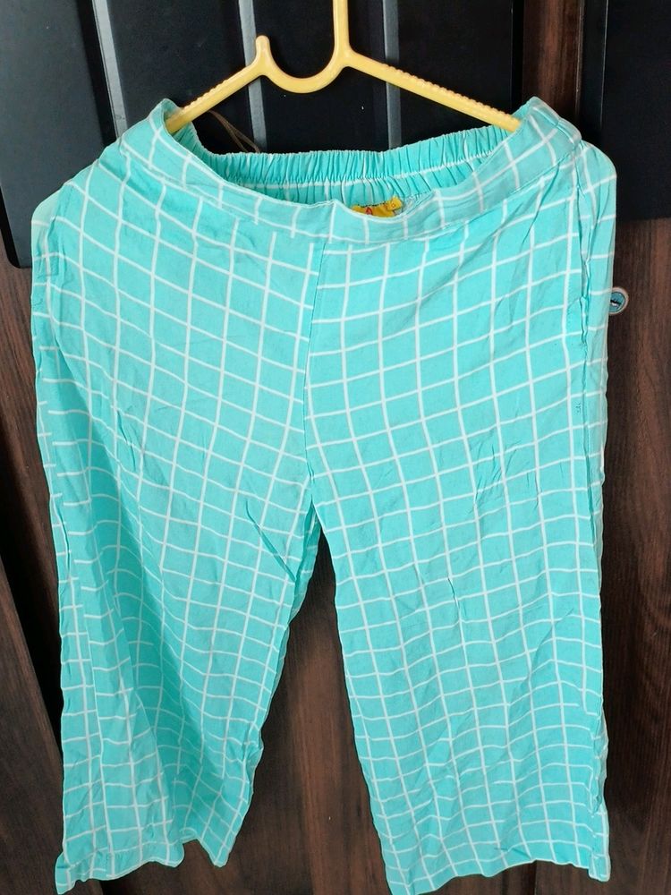 Knee Length Pant
