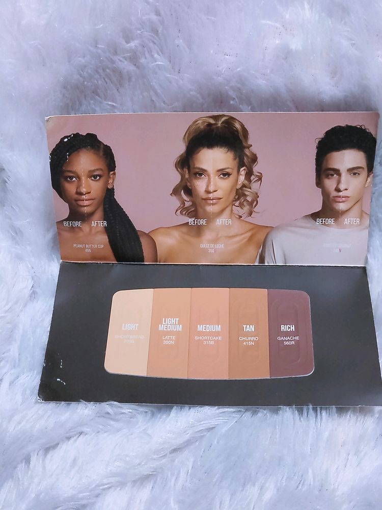 Huda Beauty Foundation Sample