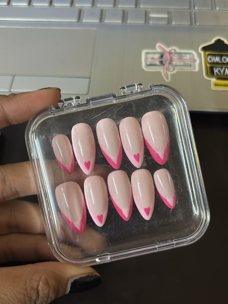 Pink Heart Press-On Nails