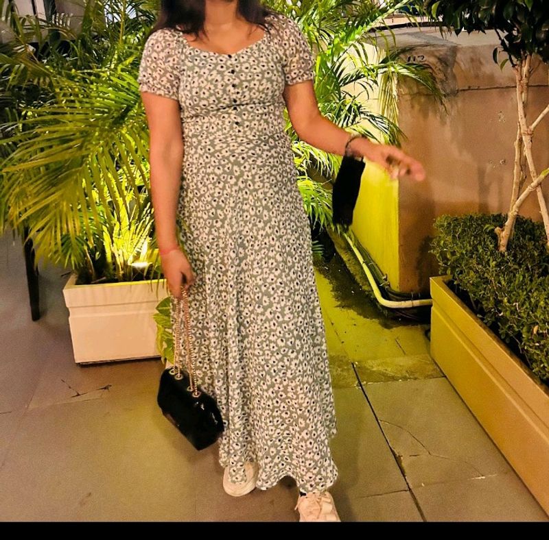 Women Dresse