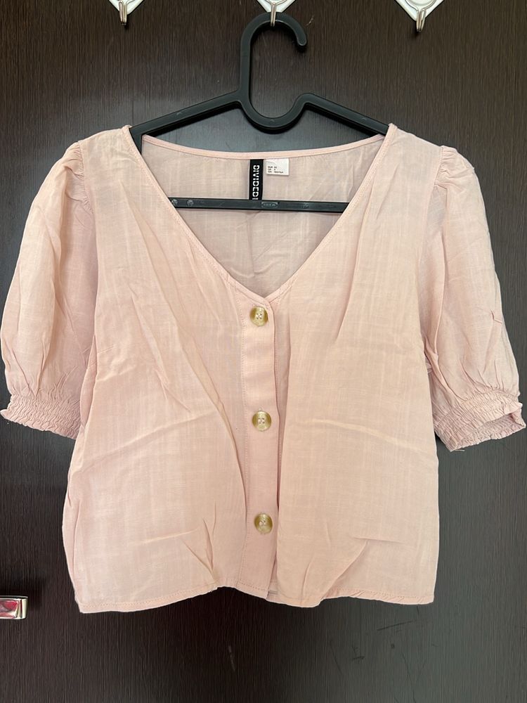 H&amp;M&#39;s Baby Pink Top