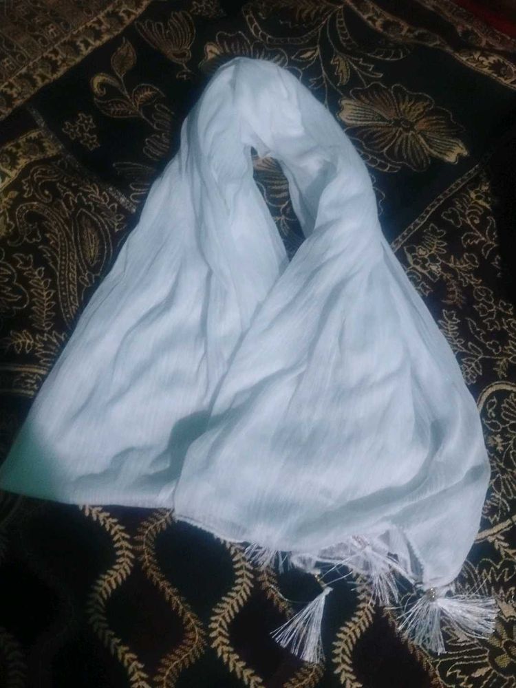 White Dupatta