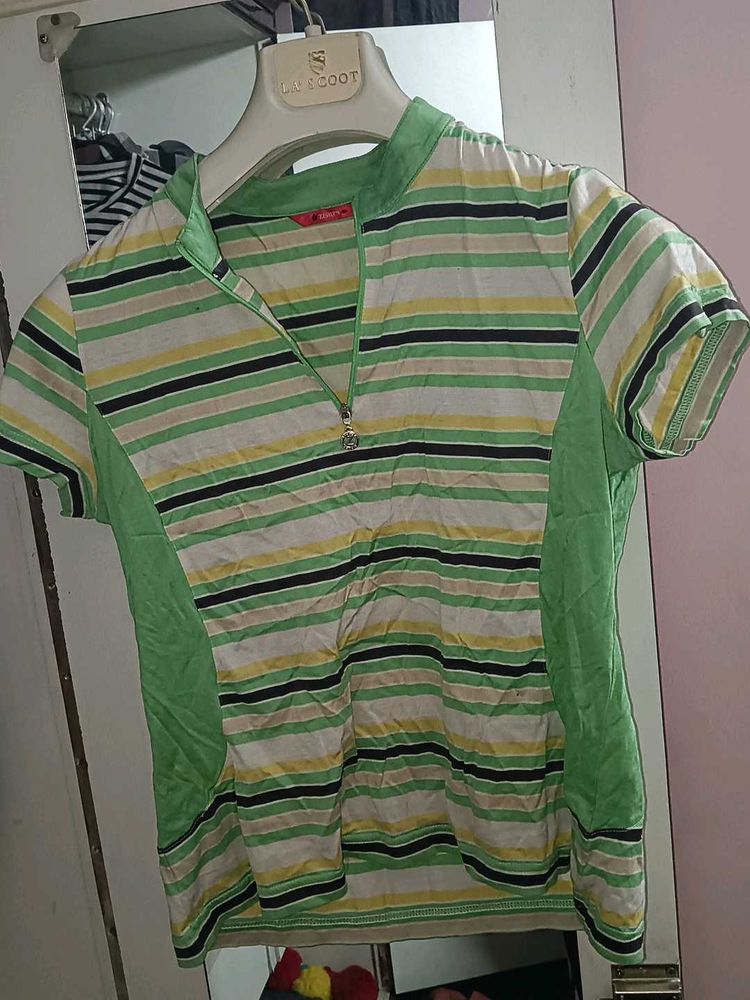 T Shirt With Chain For Girls/ Women