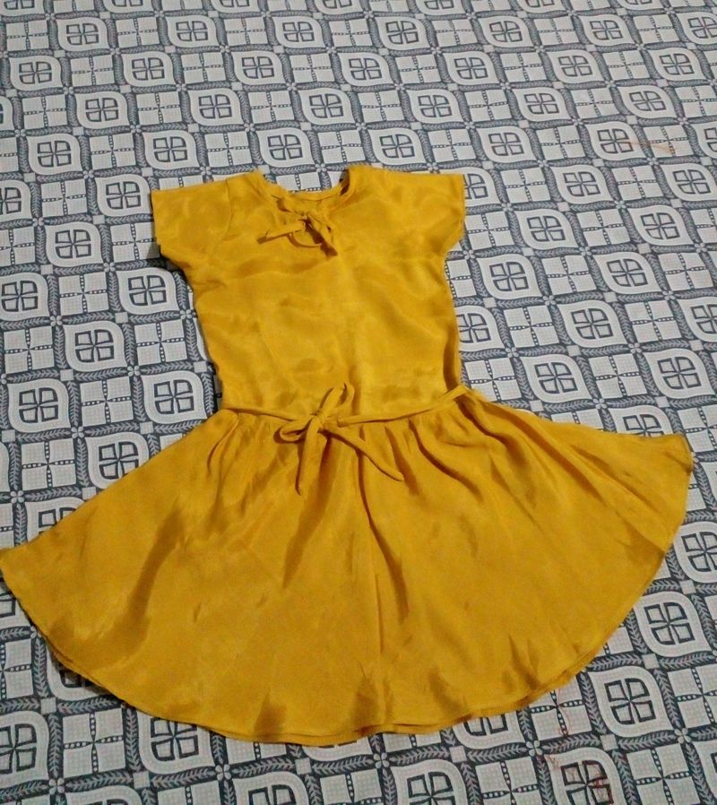 Girl,S Frock