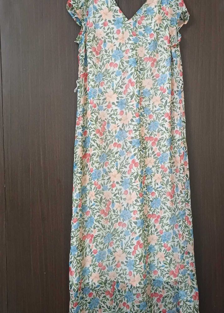 Floral V-Neck Maxi Dress