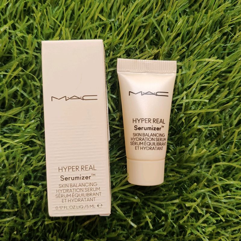 Mac Hyper Real Serumizer Serum
