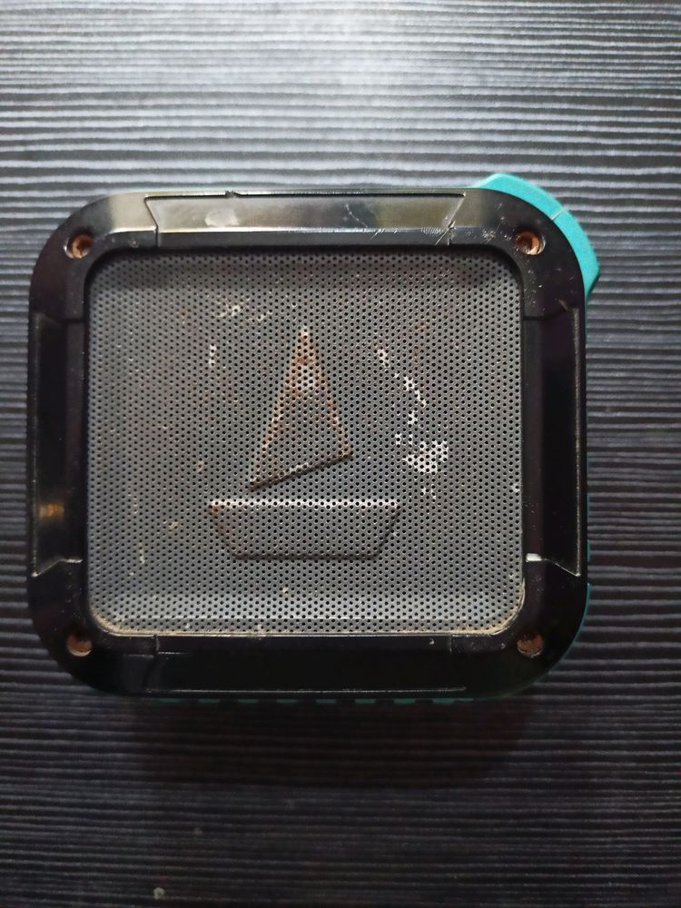 Boat Stone 200 Bluetooth Speaker