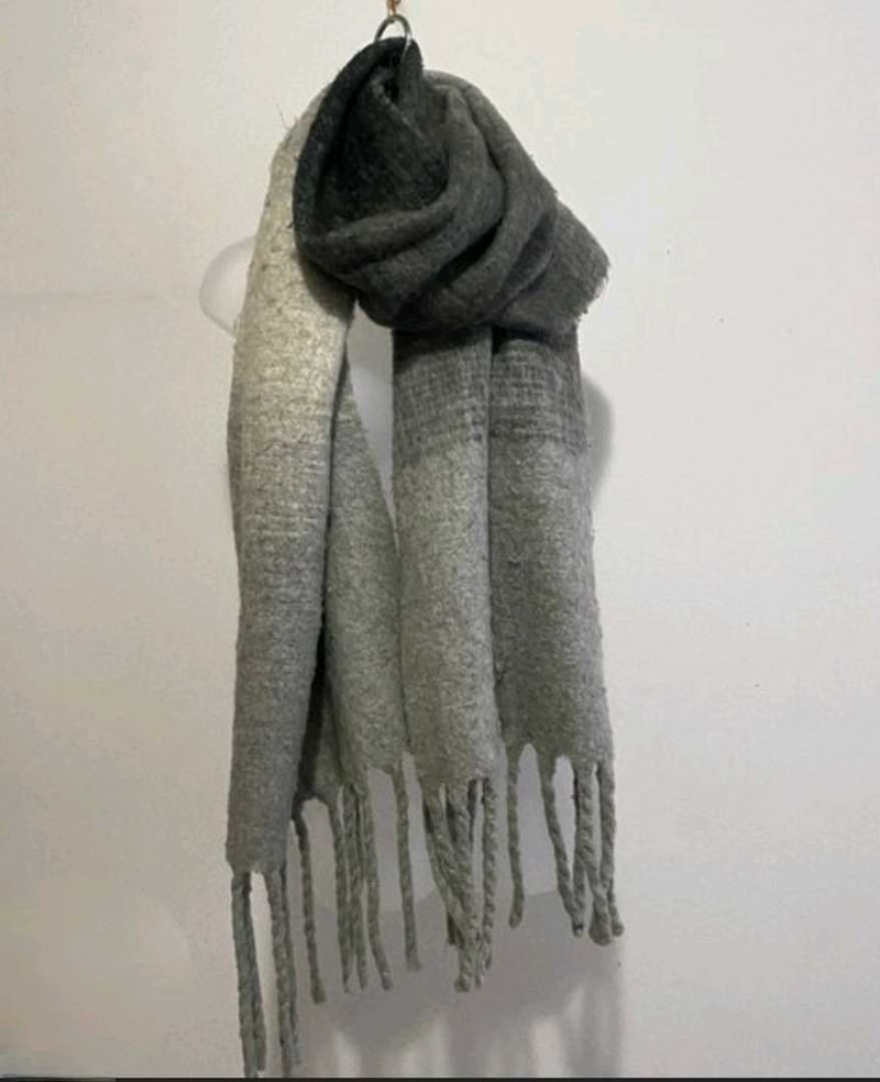 H&amp;m Chunky Oversized Ombre Scraf