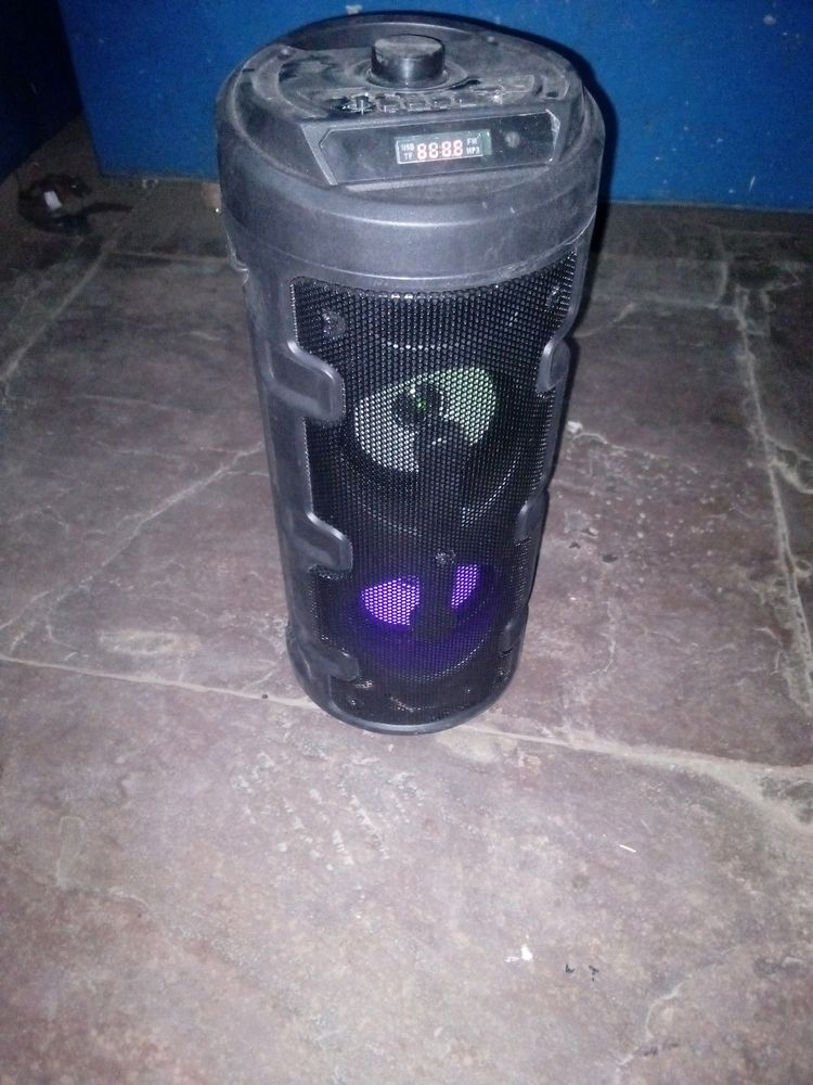 Varni Bluetooth Speaker