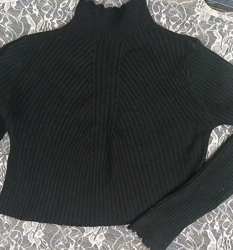 Black Knit Crop Sweater
