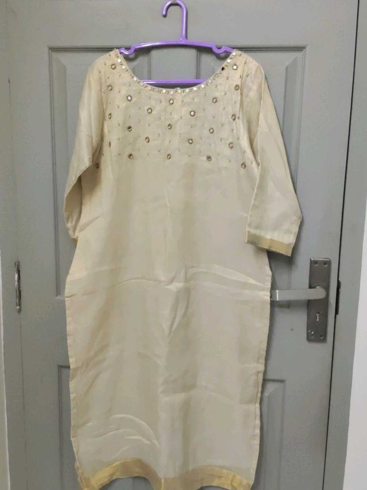 Kerala Tissue Silk Kurthi