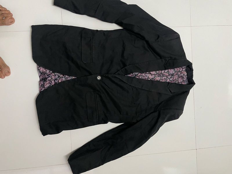 Elegant Black Blazer