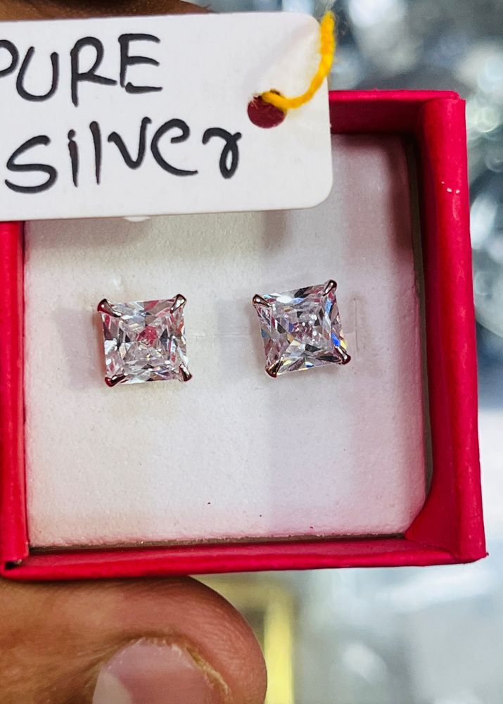 Pure Silver Studs Single Stone 💫