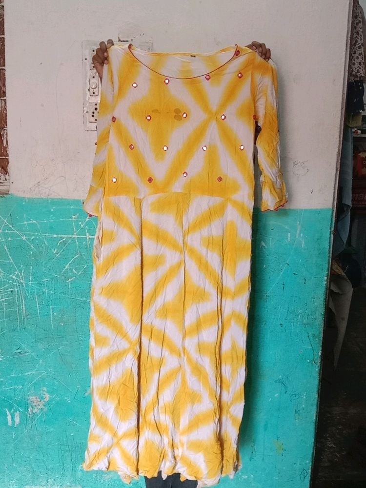 Yellow Kurti With Mirror Work