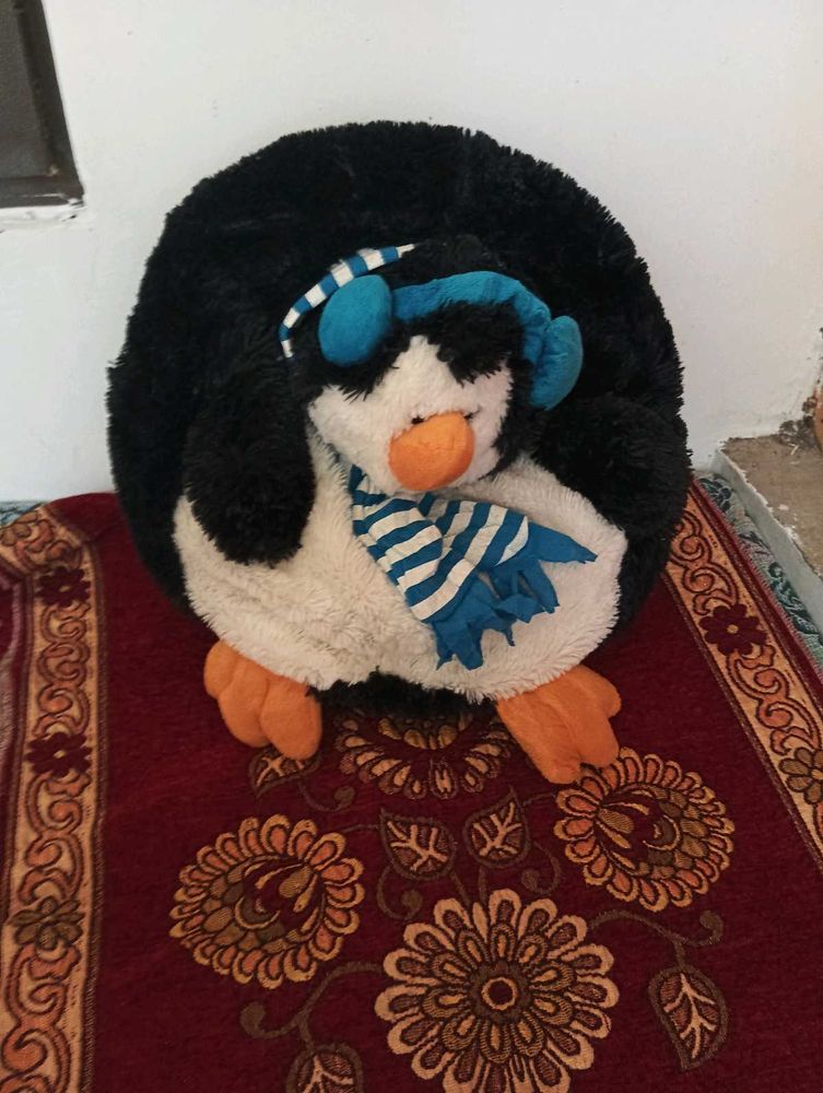 penguin plush toy,