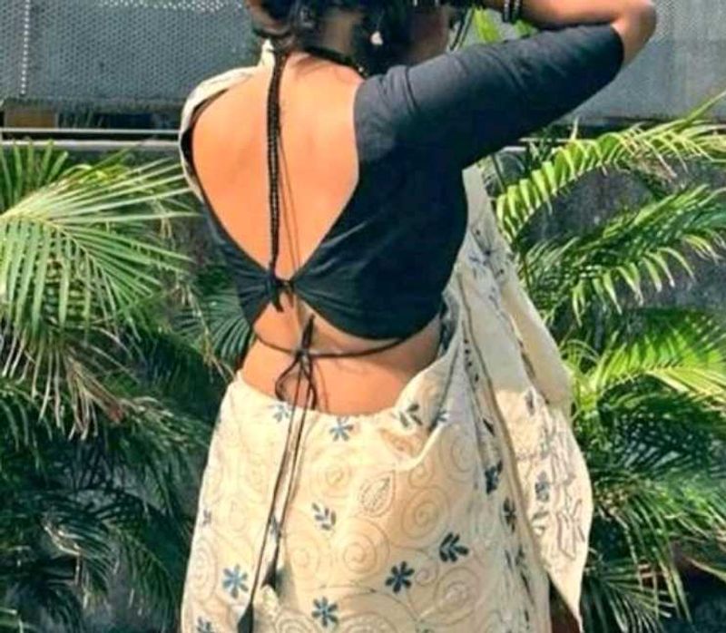 Padded Backless Asthetic Blouse