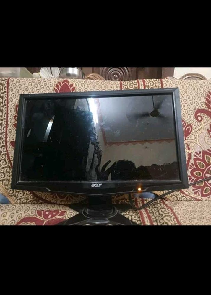 Acer LCD Monitor - Excellent Condition!