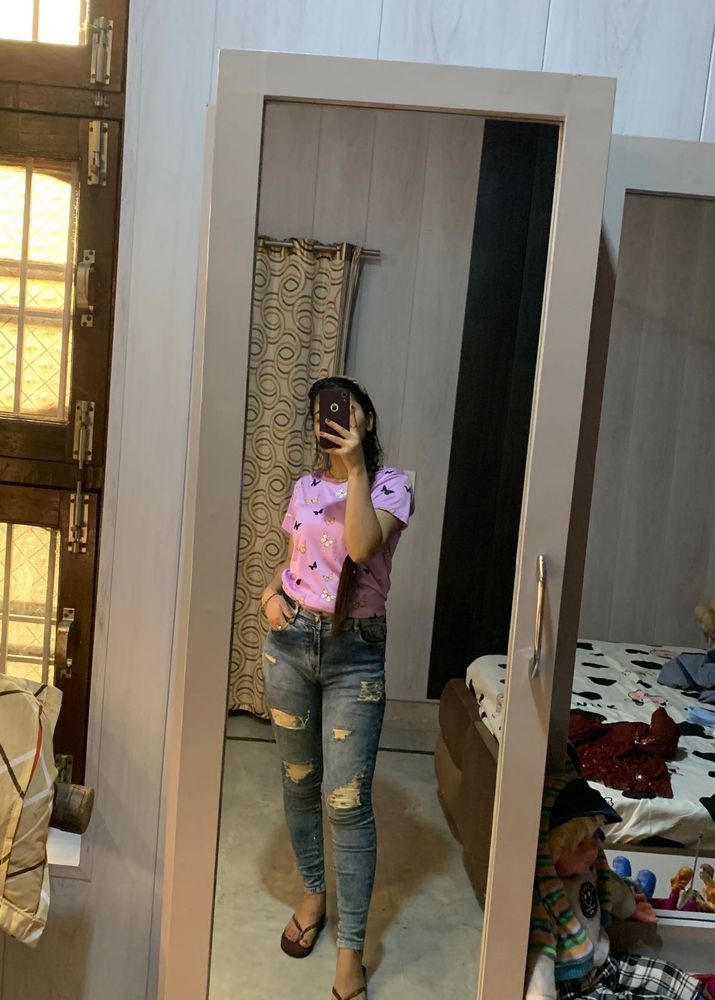Ripped Skinny Jean🦋🎀🐬