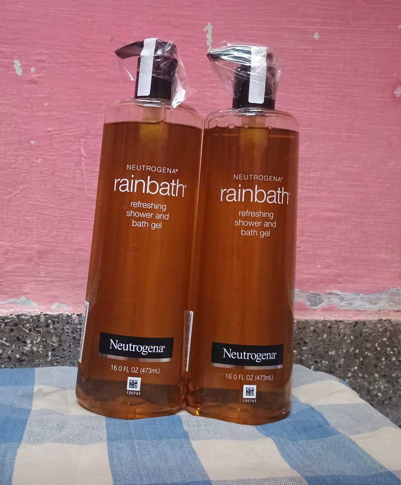 Neutrogena Rain Bath Refreshing Shower Gel