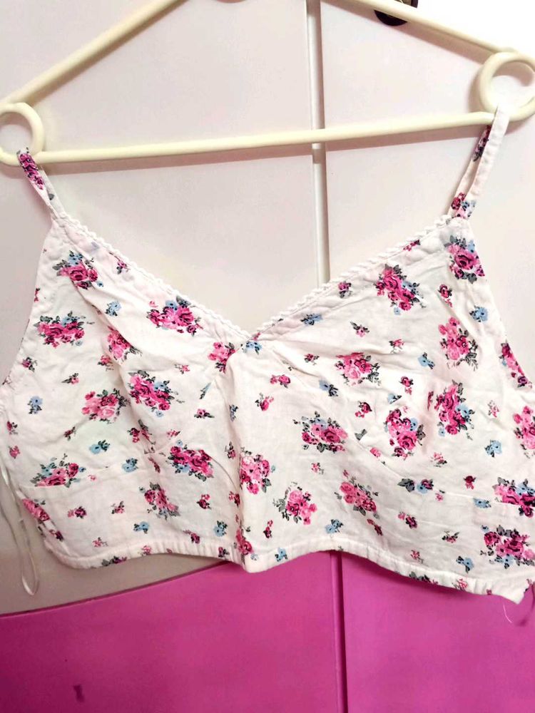 Floral cute coquette top