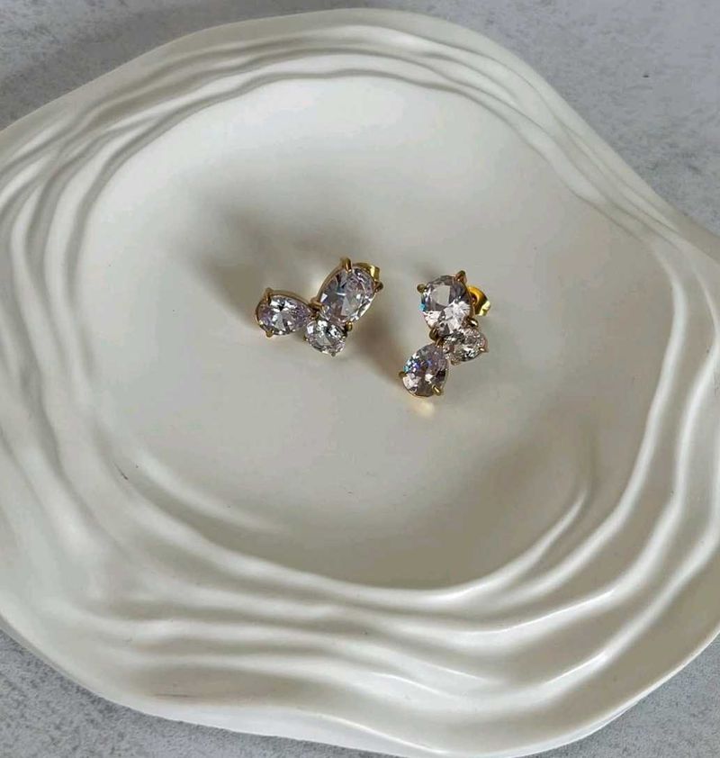 Sparkling Cluster Stud Earrings