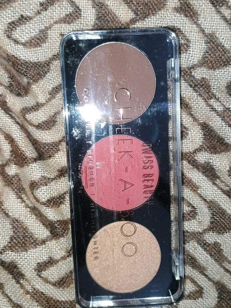 Swiss Beauty Cheek-A-Boo 3in 1. Hilighter