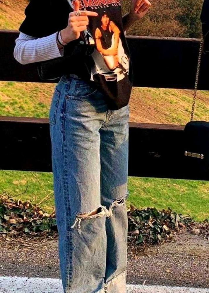 Ripped Jeans - Stylish Denim
