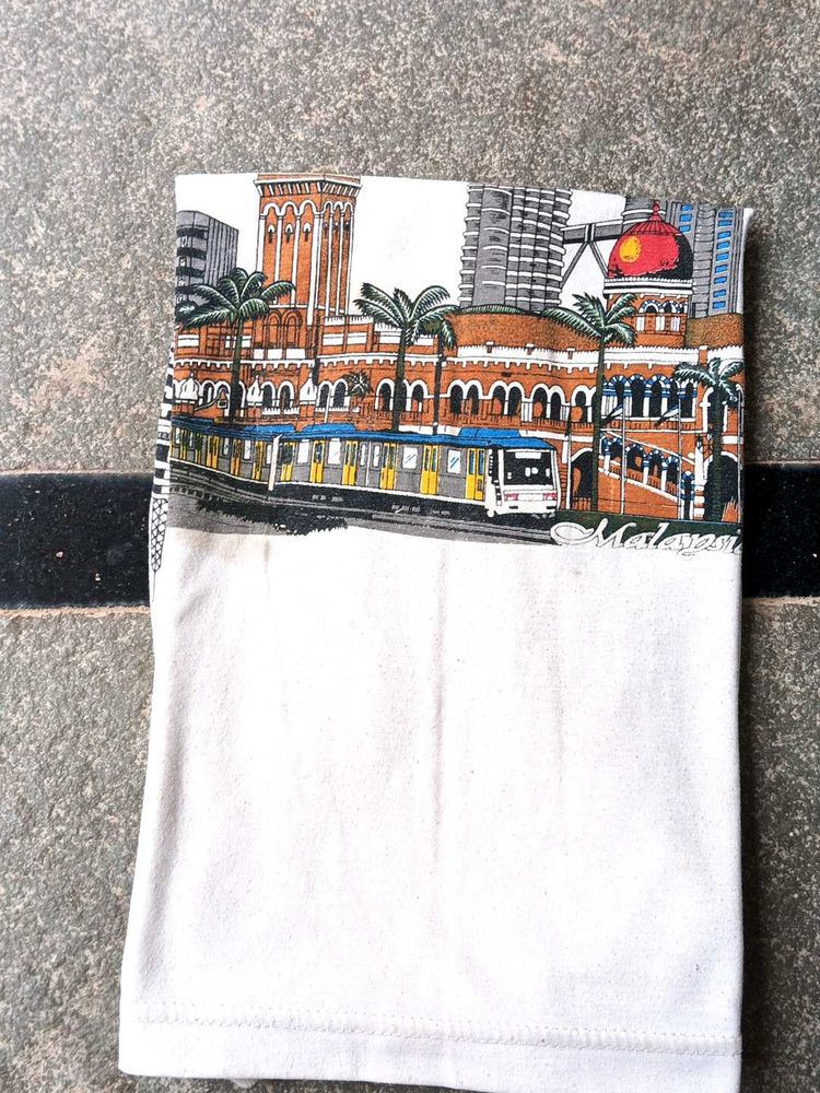 Vintage City Graphic Tee