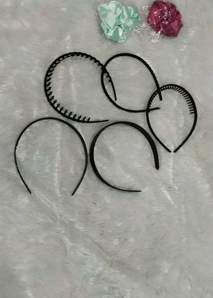 Pack Of Hair bands With Free Scrunchies