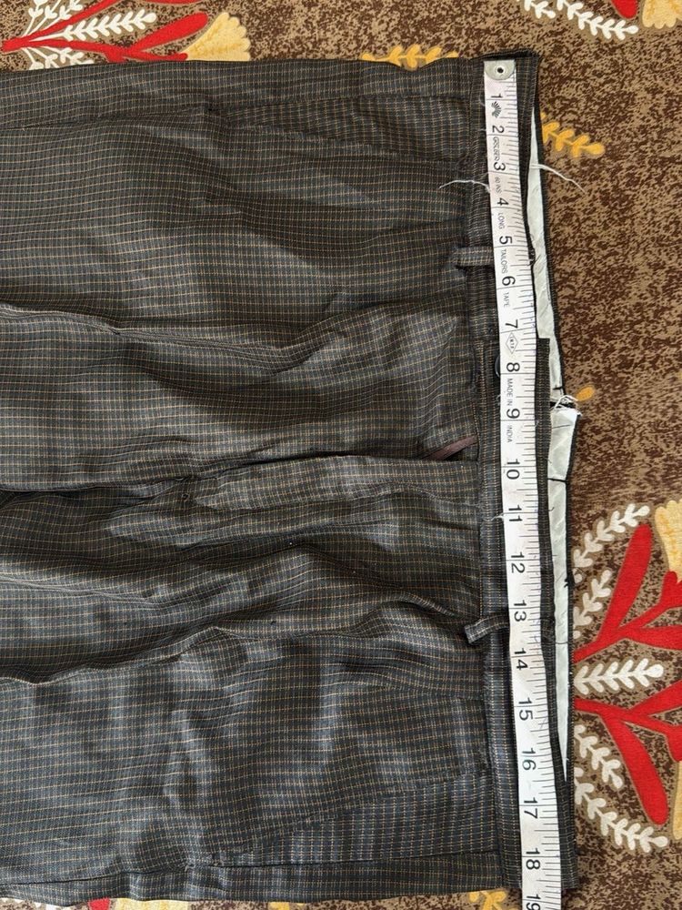 Men&#39;s Checked Shorts