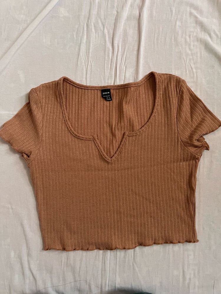 Ribbed V-Neck Crop Top