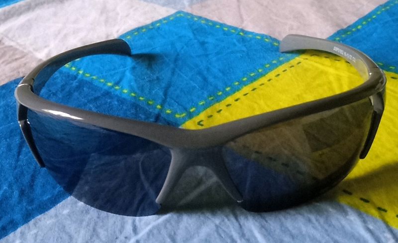 Sunglass Cooling Glass - Medium Size