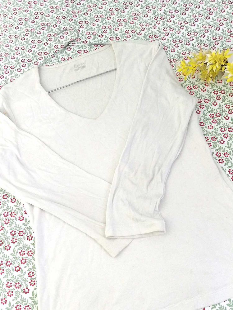 💎 Katies White V-Neck Cotton Top✨