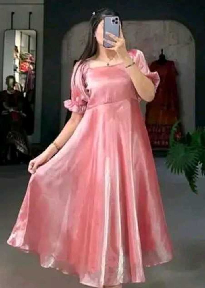 Princess Pink Satin Midi Dress✨