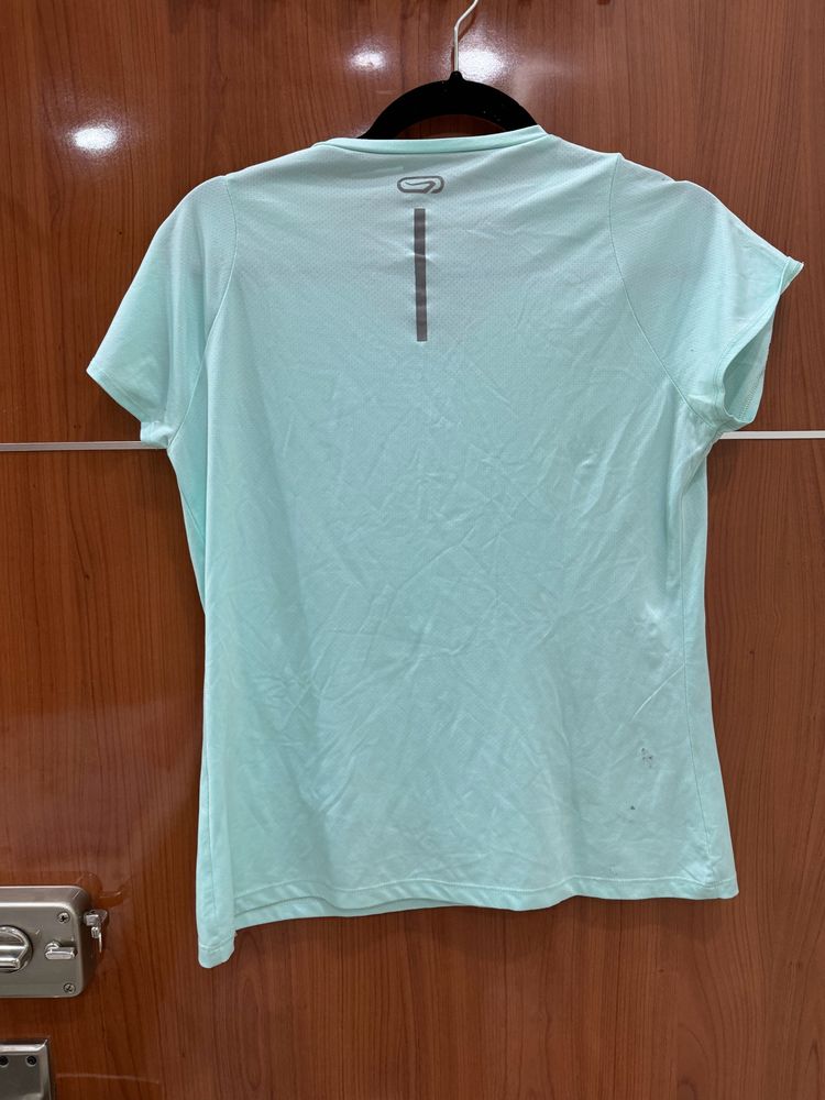 Free Decathlon Active Wear T Shirt