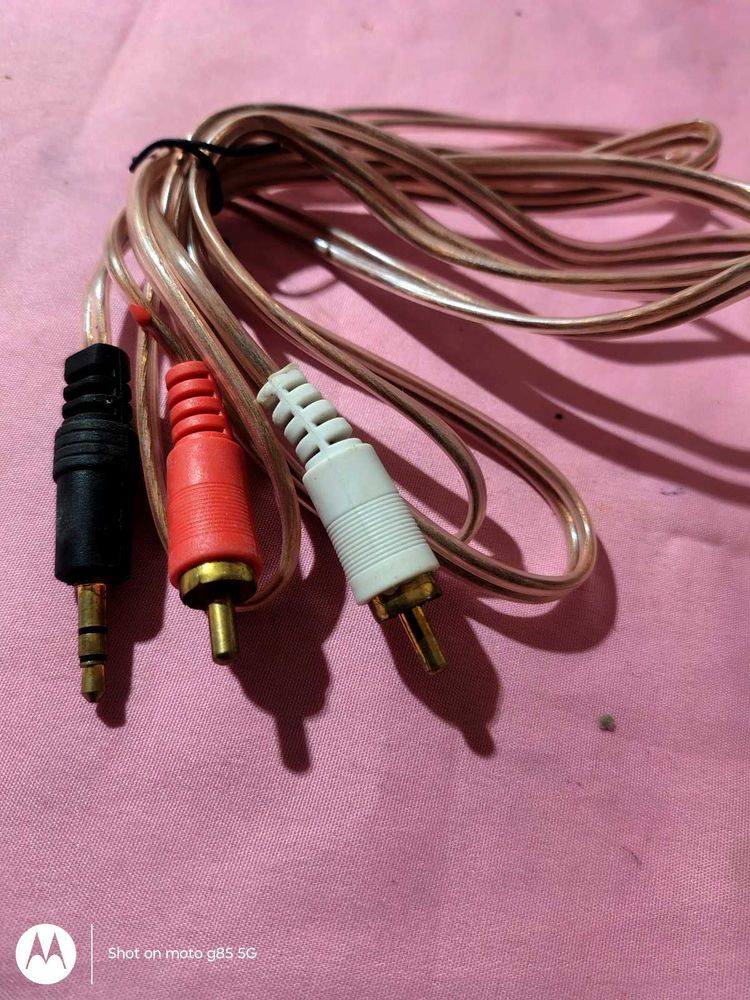 3.5mm Jack to Dual RCA Audio Aux Cable