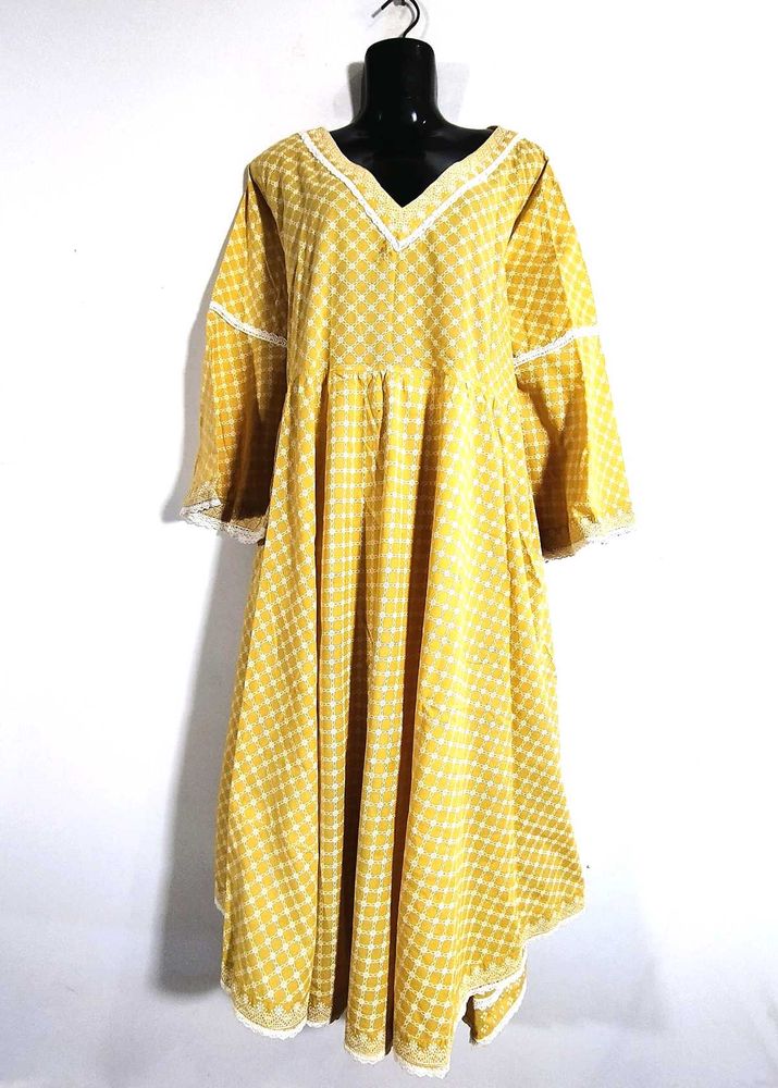 Gold Printed Kurta Set (Women&#39;s)